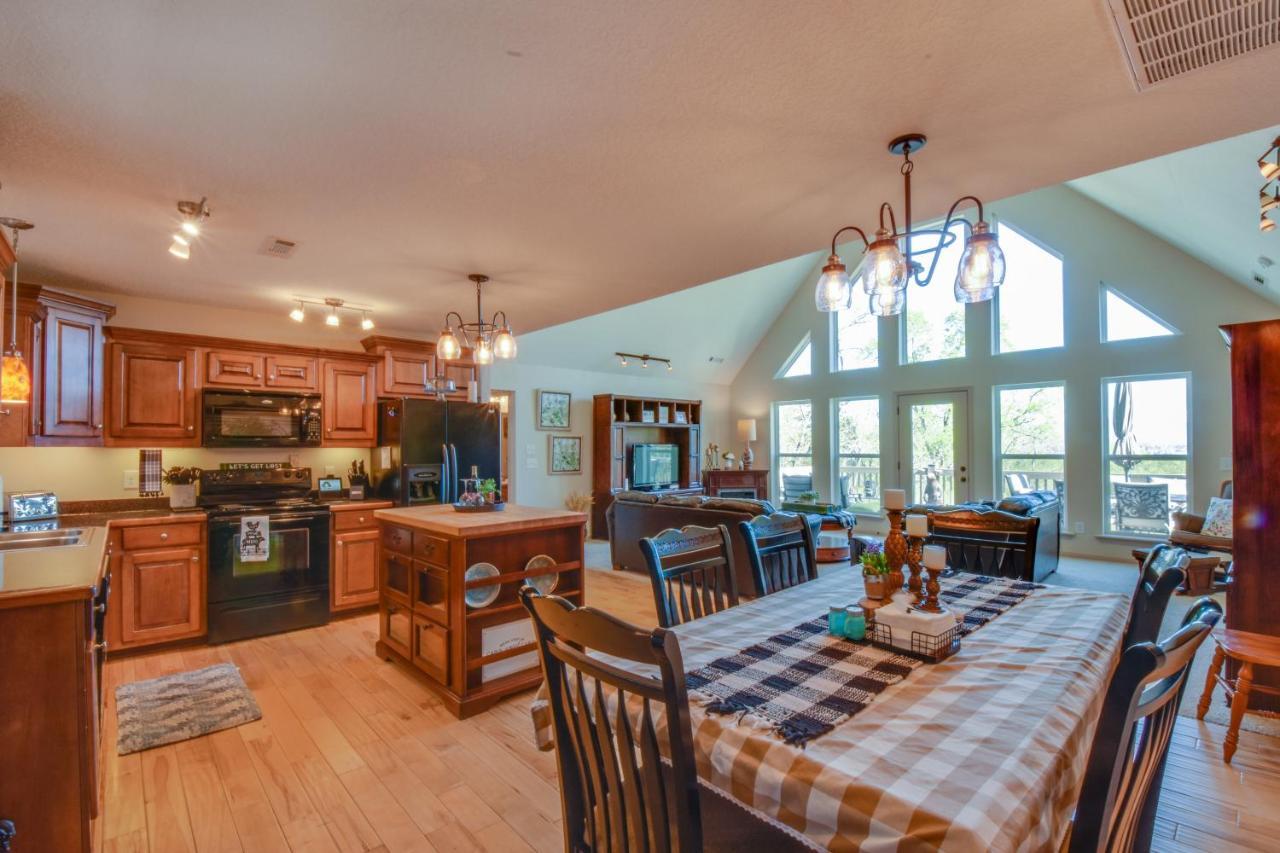 Lakemont Retreat Game Room, Hot Tub, And Mtn Views! Exterior photo
