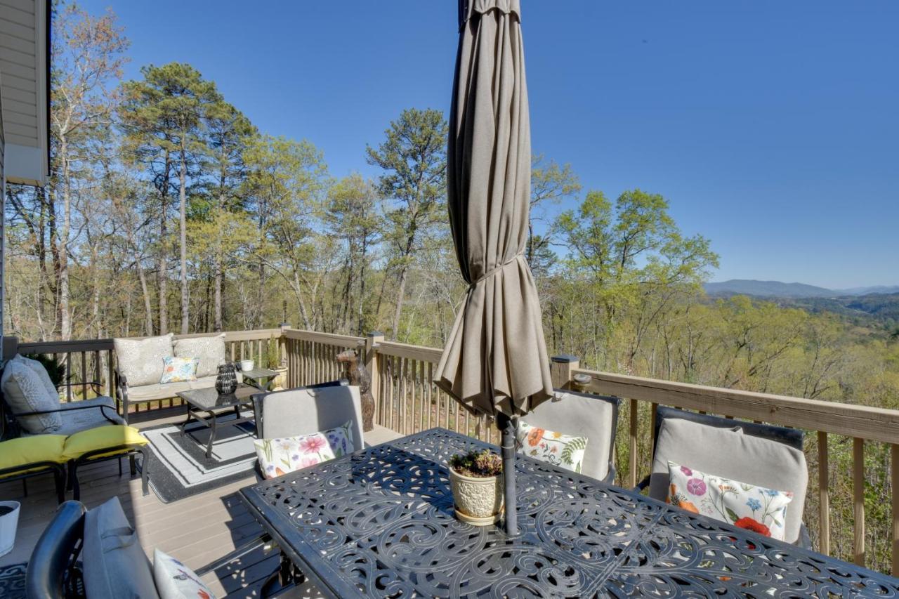 Lakemont Retreat Game Room, Hot Tub, And Mtn Views! Exterior photo