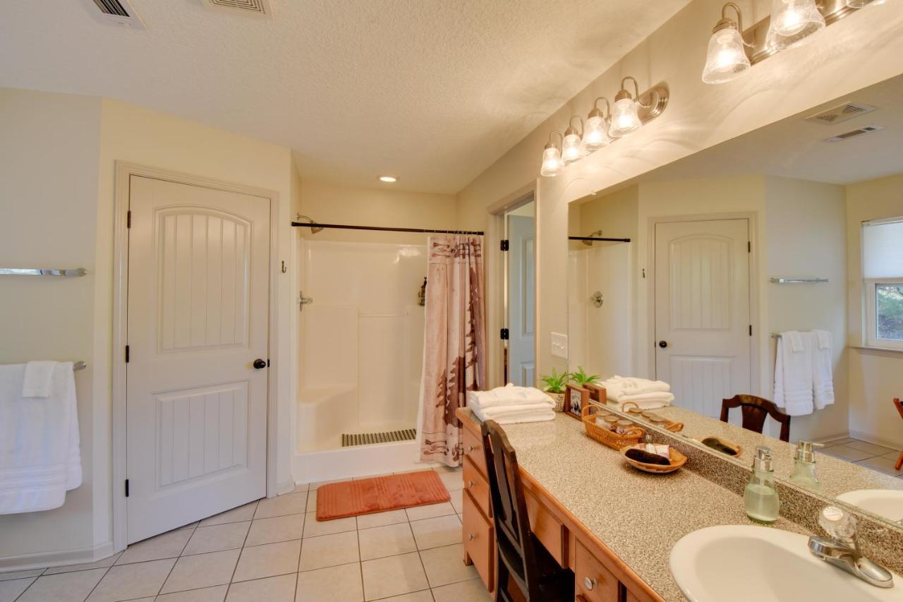 Lakemont Retreat Game Room, Hot Tub, And Mtn Views! Exterior photo